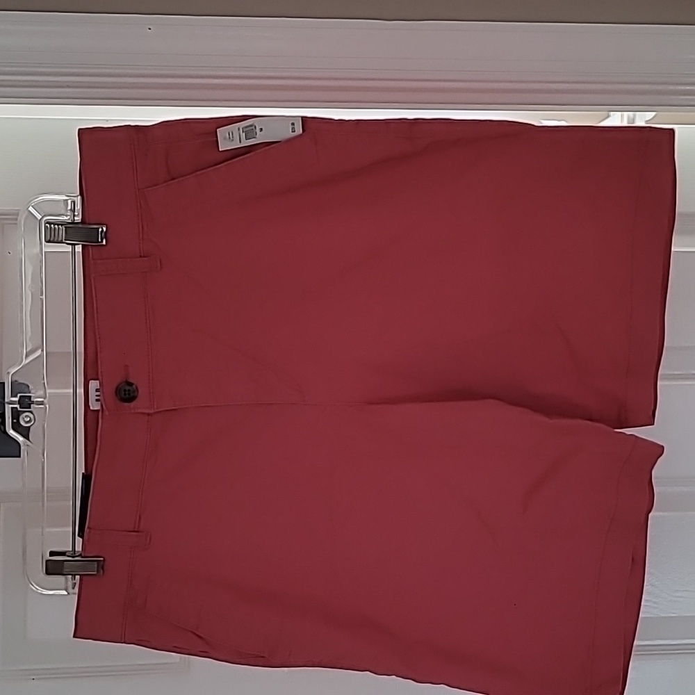 Women's GAP Shorts - Size 14 - Rust color - NWT